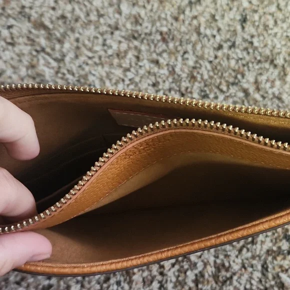 Louis Vuitton Brown and Tan Monogram Pouch - Picture 4 of 6